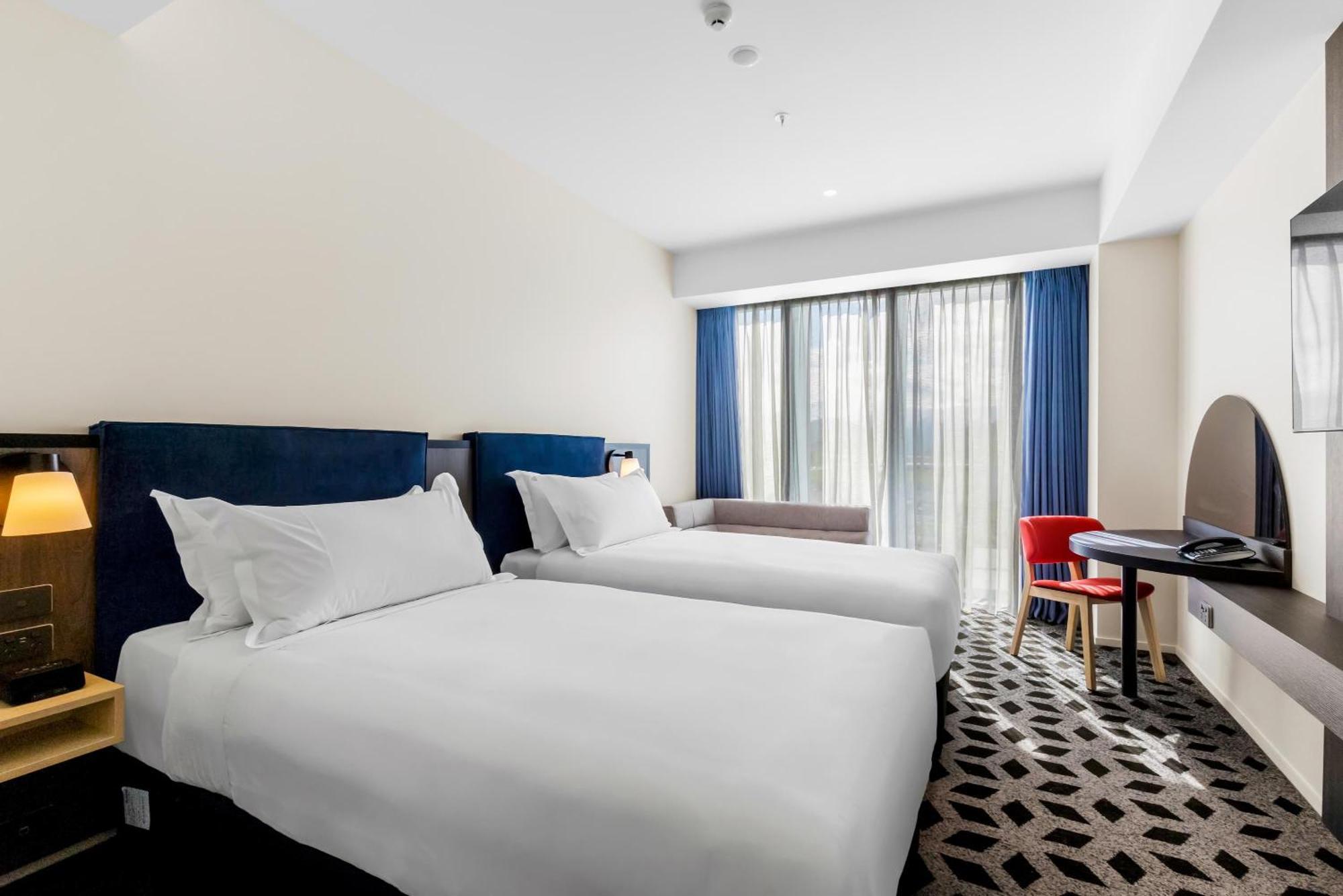 Holiday Inn Queenstown Remarkables Park ภายนอก รูปภาพ