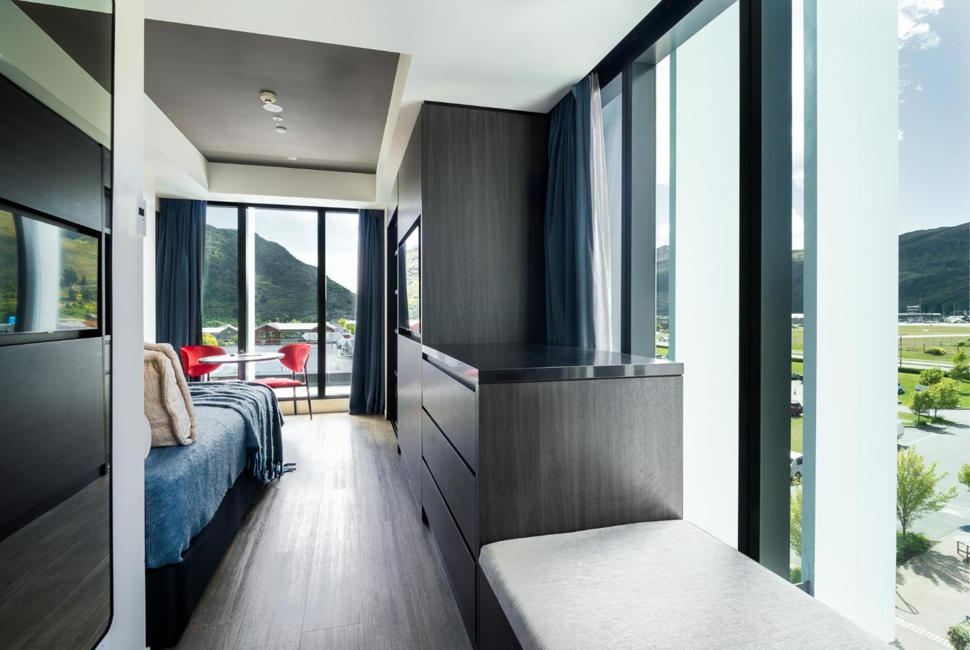 Holiday Inn Queenstown Remarkables Park ภายนอก รูปภาพ